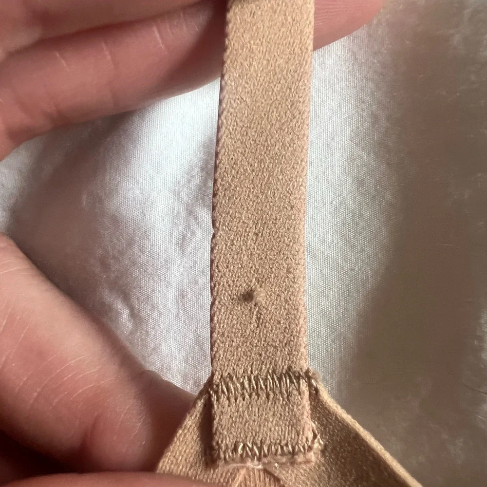 Skims Tan Underwire Bra - Picture 3 of 5